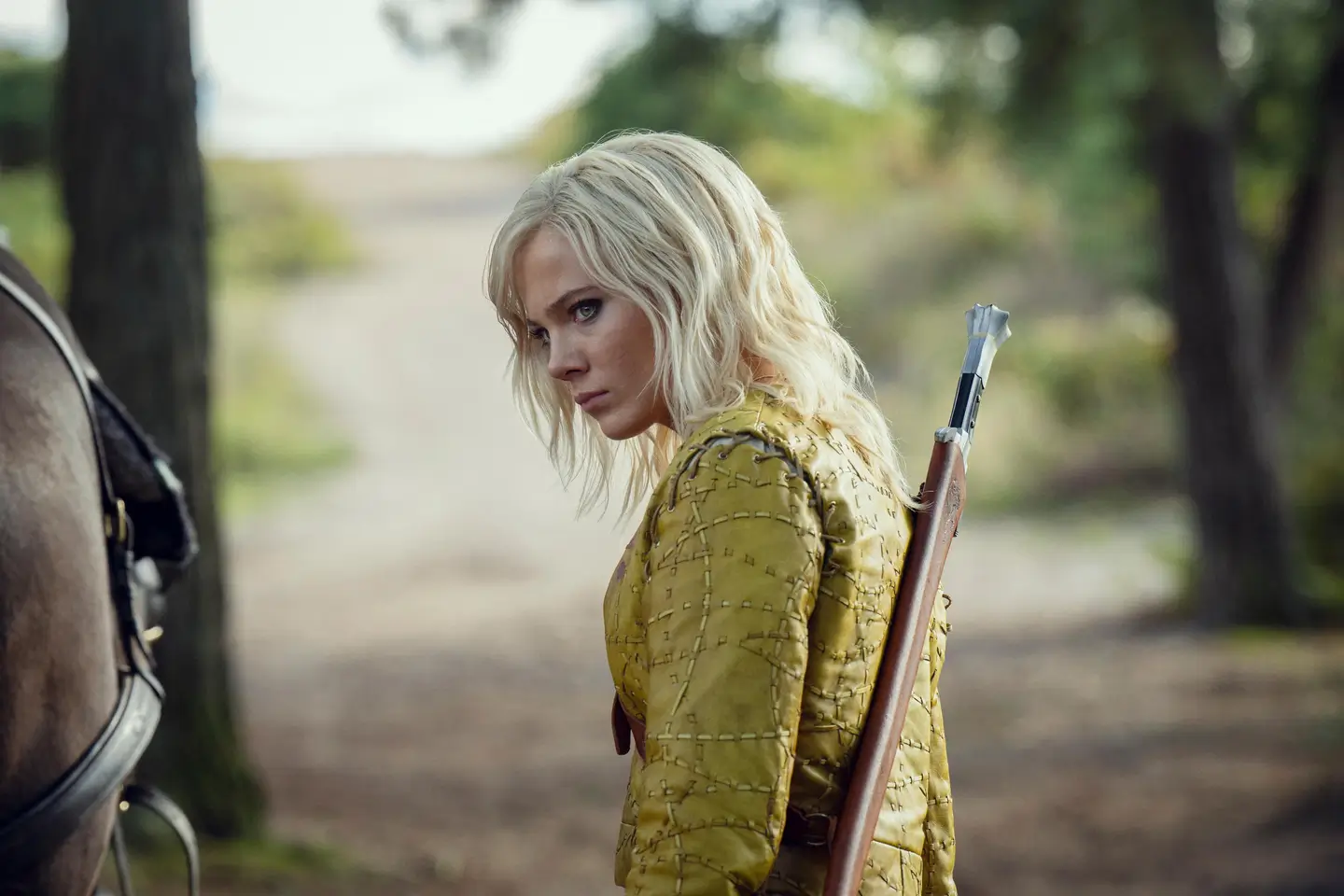 Актриса, сыгравшая Цири, думала об уходе из сериала «Ведьмак» вслед за Генри Кавиллом