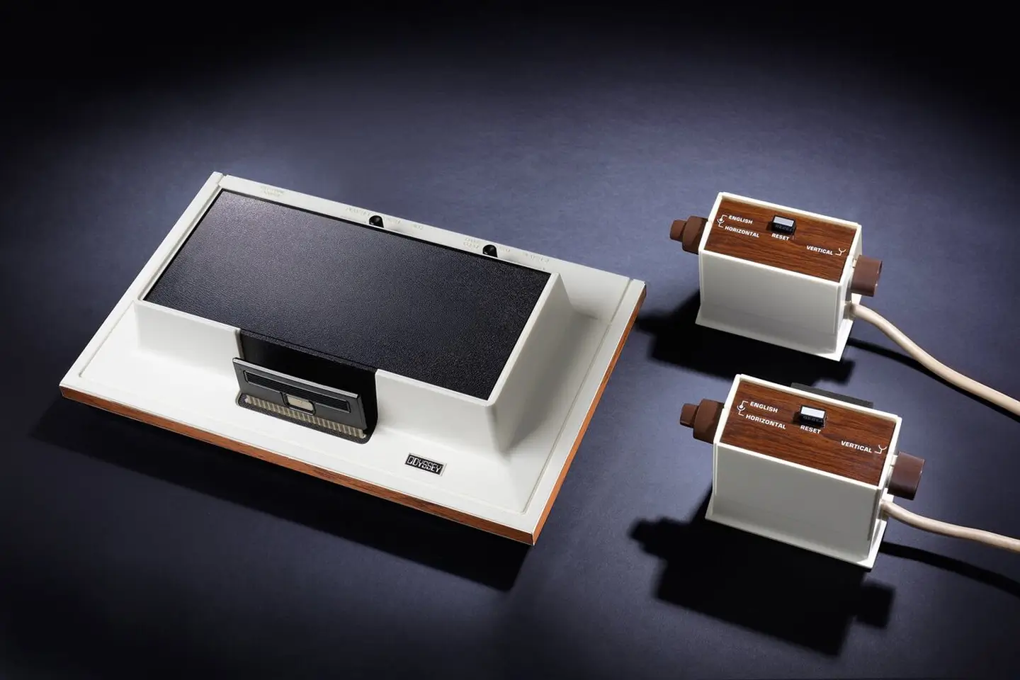 Magnavox Odyssey — первая в истории коммерческая игровая консоль