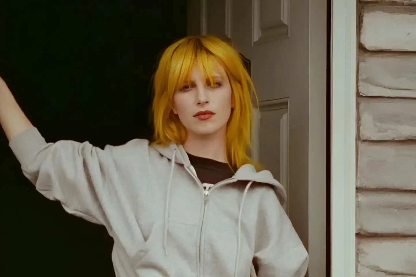 Хэйли Уильямс из Paramore выпустила неожиданный сольный альбом из 17 треков