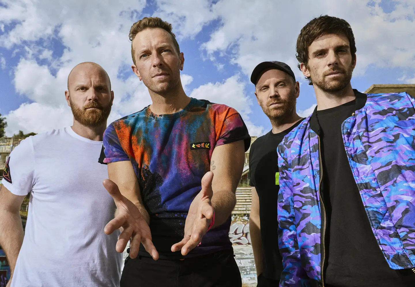 Хиты Coldplay возвращаются в чарты