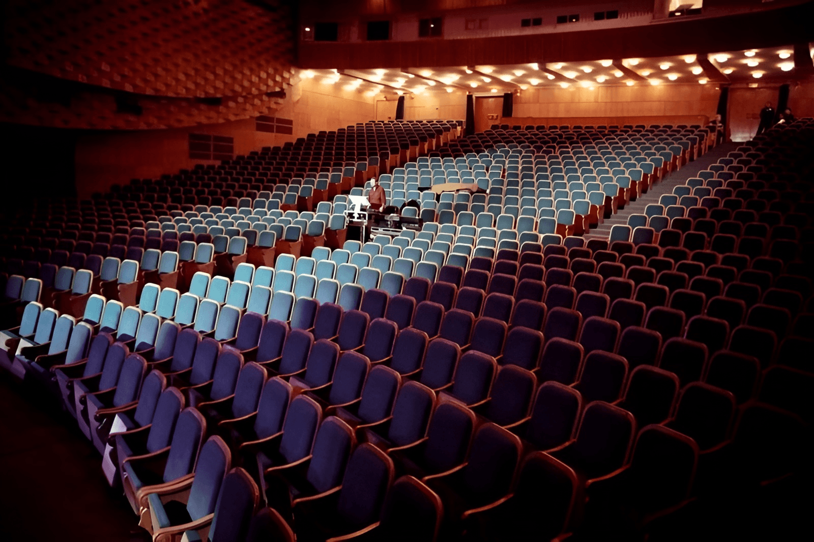 мдм театр зал