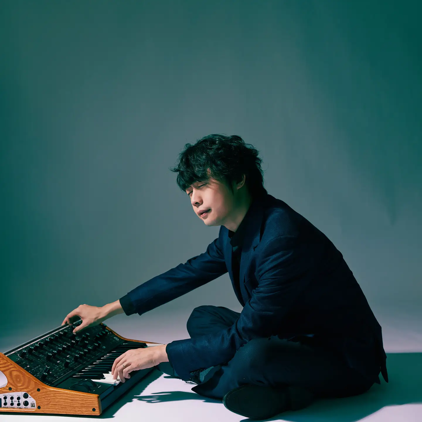 Ю-Пэн Чэнь поделился новым альбомом FANTASYLAND